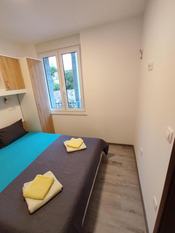 Apartment Ravnice Omis Exterior photo