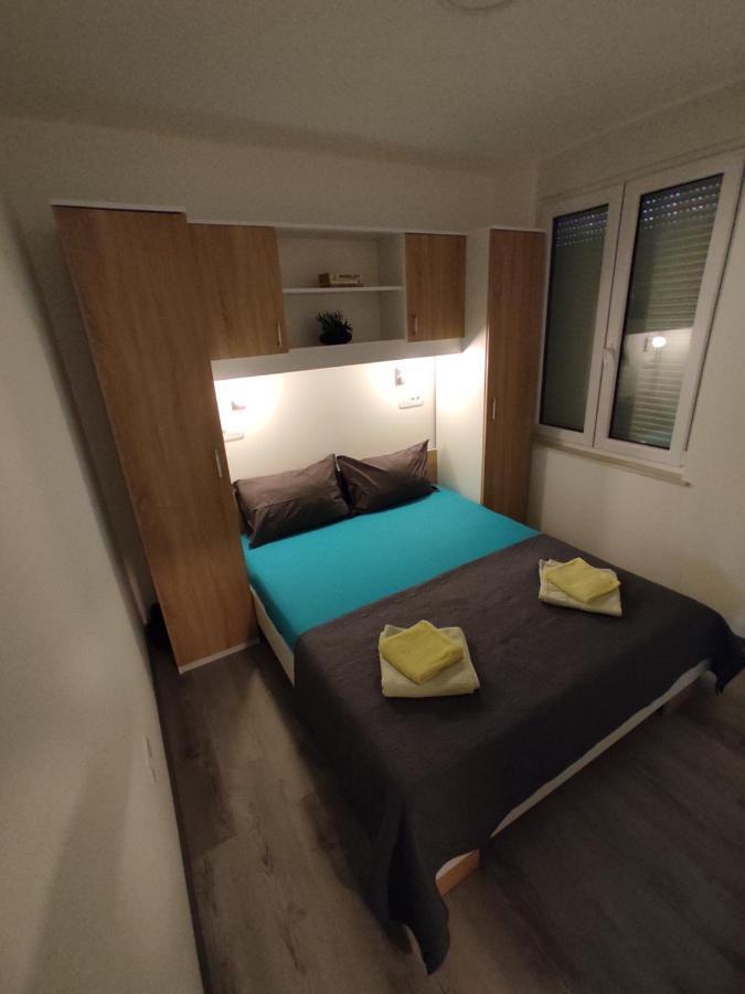 Apartment Ravnice Omis Exterior photo